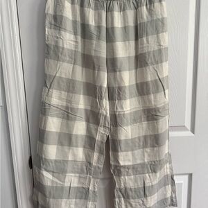 American Eagle Women’s Lounge Pajama Pants White Greenish Gray Plaid Pants